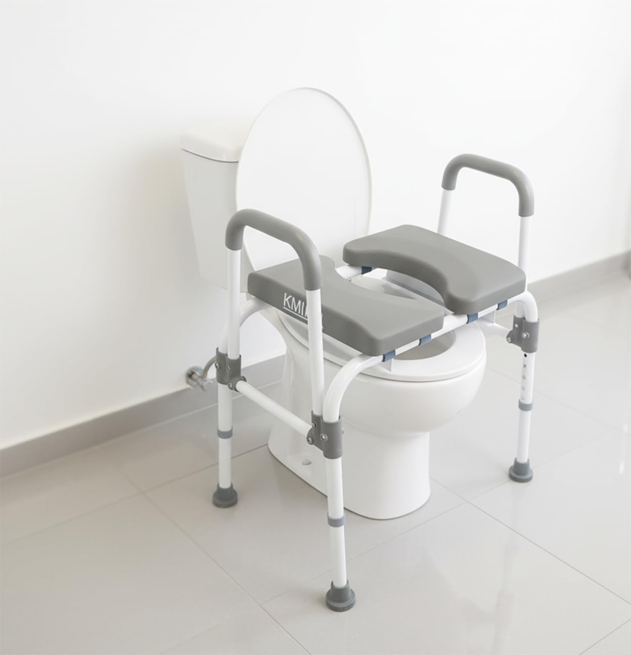 KMINA Commode Toilet Chair (3 in 1), Lightweight, Adjustable